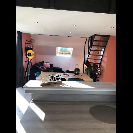 Enjoy 5 Apartment